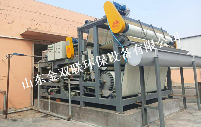 污泥脫水機(jī)使用